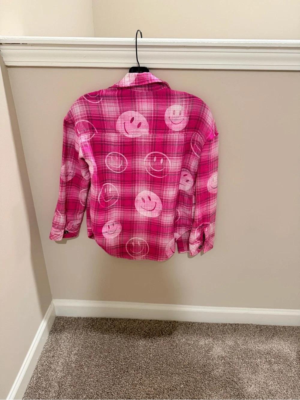 Justice girls oversized smiley face button up flannel size medium 10
